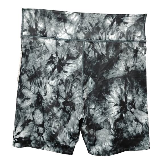 32 Degrees Cool Heat Cool Training / Biker Shorts Size XXL Black Tie Dye - Picture 4 of 4